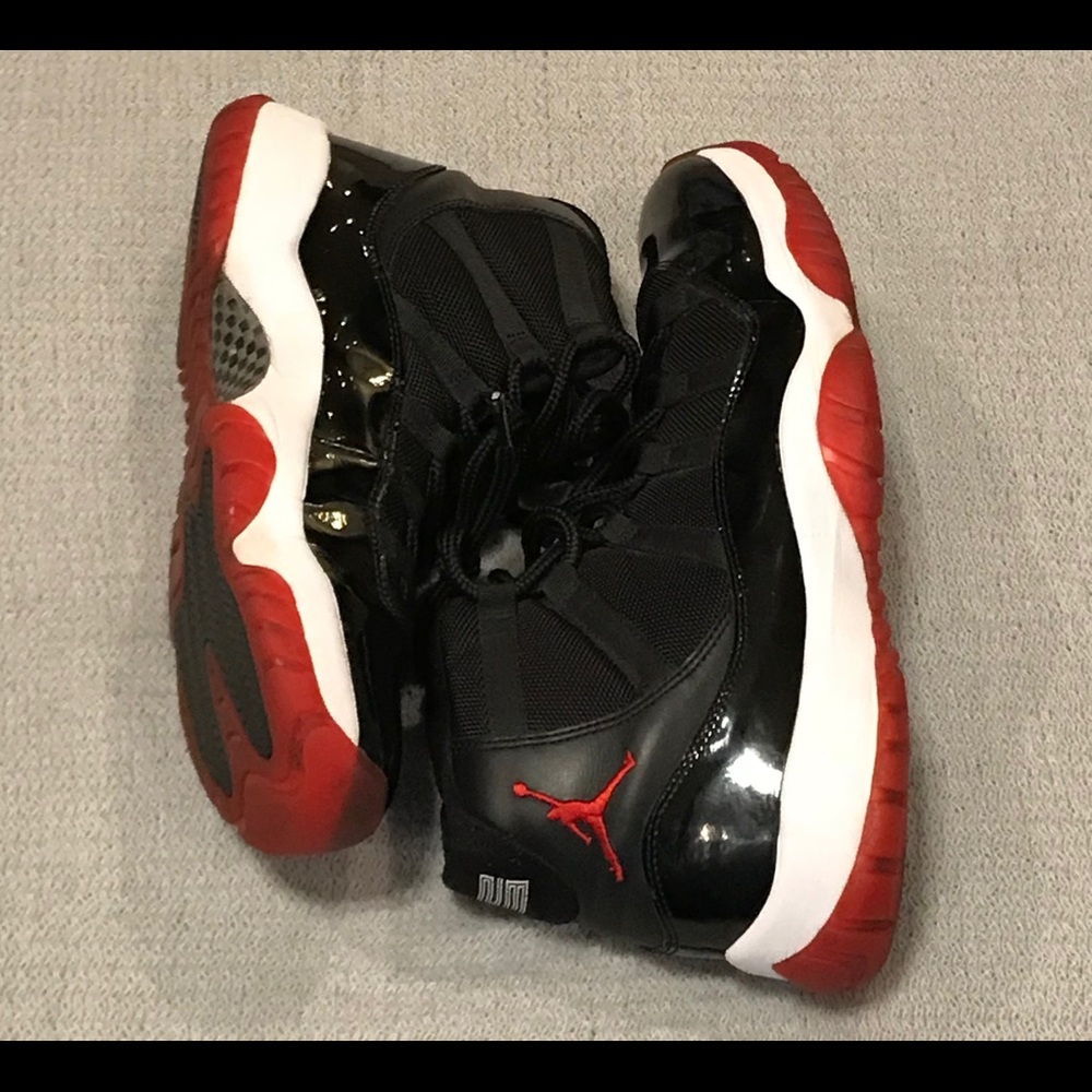 Men’s Nike Air Jordan Retro Bred 2012 - 11